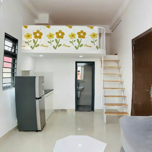 rèm che gác lửng